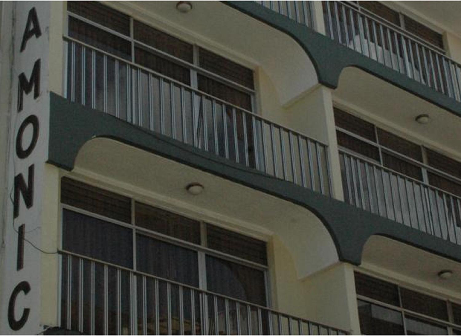 Hotel Santa Monica Куенка Екстериор снимка