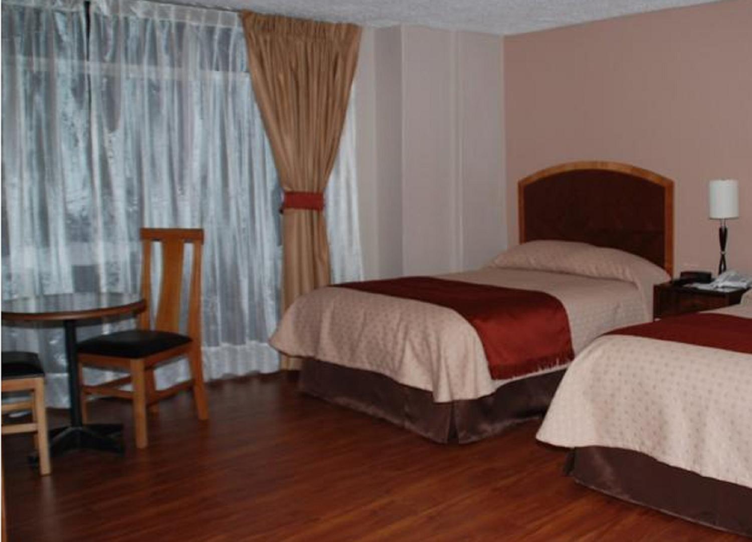 Hotel Santa Monica Куенка Екстериор снимка